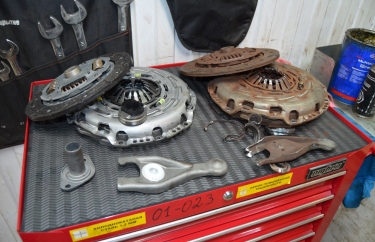 Старый и новый комплект сцепления Ситроен Джампер