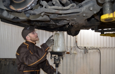 Сливаем трансмиссионное масло Ситроен Джампер