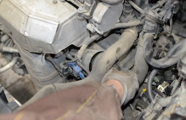 Замена масляного фильтра Ситроен С5