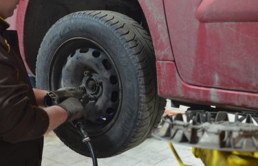 Замена масла в МКПП Ситроен Берлинго (подробные фото)