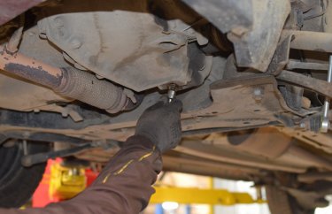 Замена масла в МКПП Ситроен Берлинго (подробные фото)