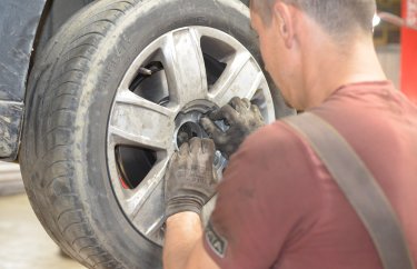 Ремонт тормозной системы Ситроен С4 (подробные фото)