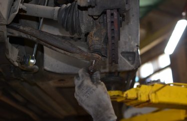 Установка шаровой в рычаг Ситроен С4