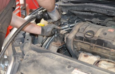 Замена опоры двигателя Ситроен С4