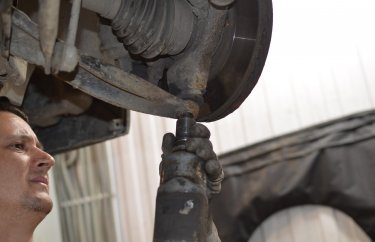 Ремонт тормозной системы Ситроен С4 (подробные фото)