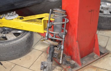 Ремонт тормозной системы Ситроен С4 (подробные фото)