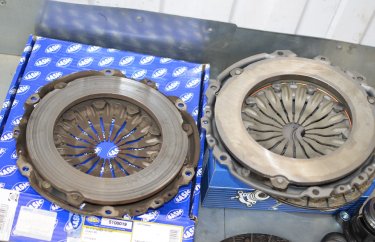 Старая и новая корзина сцепления Ситроен С4 Пикассо