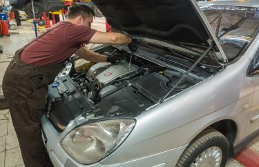 Осмотр и ремонт топливной системы Ситроен С5 (подробные фото и видео)