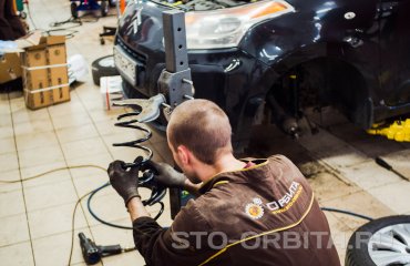 Замена амортизаторов Ситроен С3 Пикассо (подробные фото)