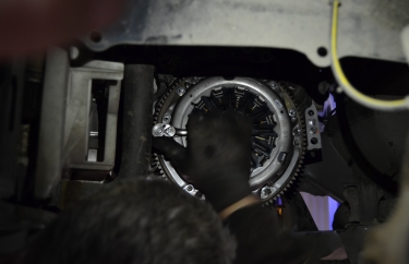 Замена сцепления робот Ситроен С1 (подробные фото)