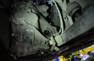 Замена сальников приводов Ситроен С1